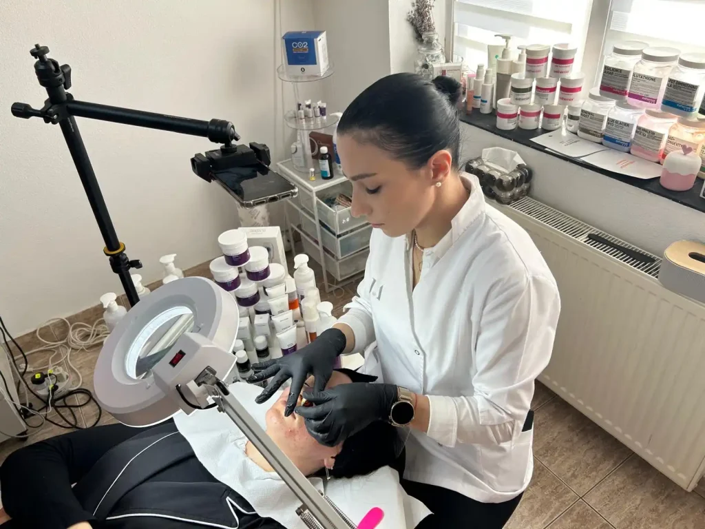 Workshop cosmetica medicală în Bacău – tehnici moderne de îngrijire a pielii